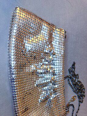 Vintage Silver Metallic Glomesh Style Chainstrap Evening Clutch Bag